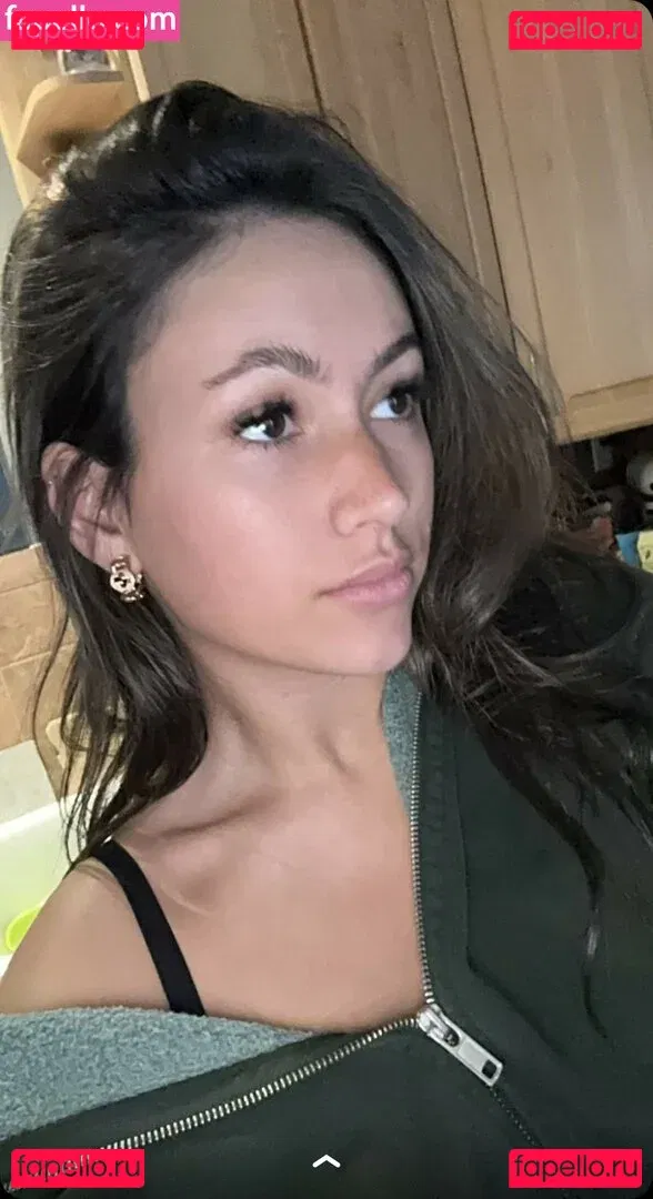 Zoe Fergurson Onlyfans Photo Gallery 