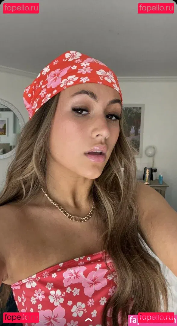 Zoe Fergurson Onlyfans Photo Gallery 