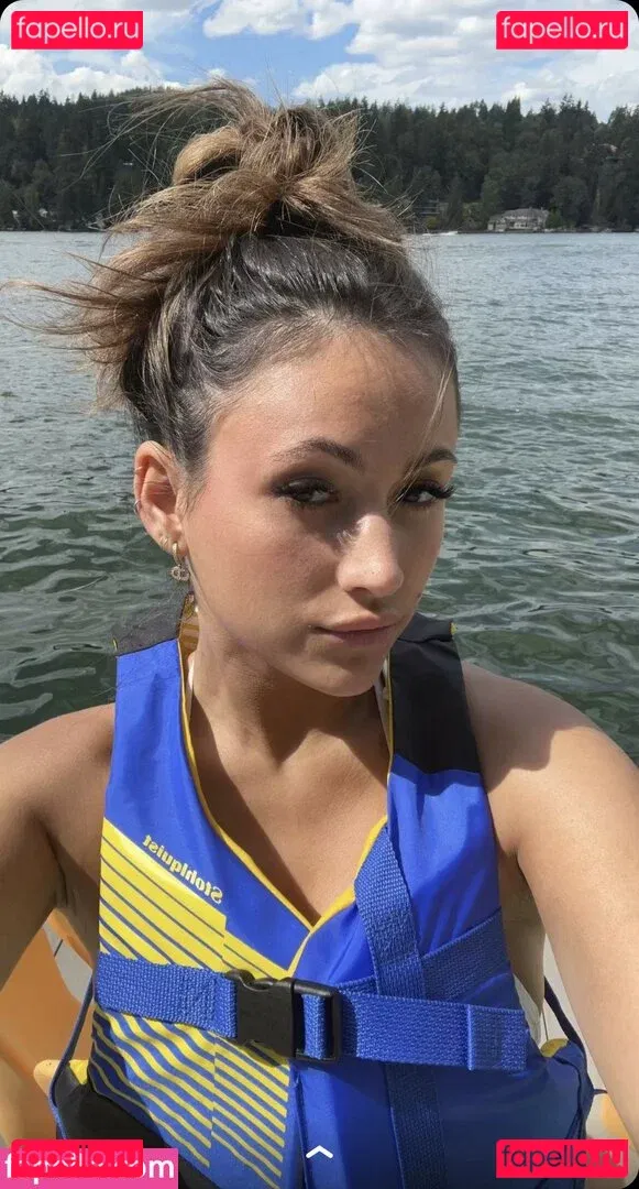 Zoe Fergurson Onlyfans Photo Gallery 