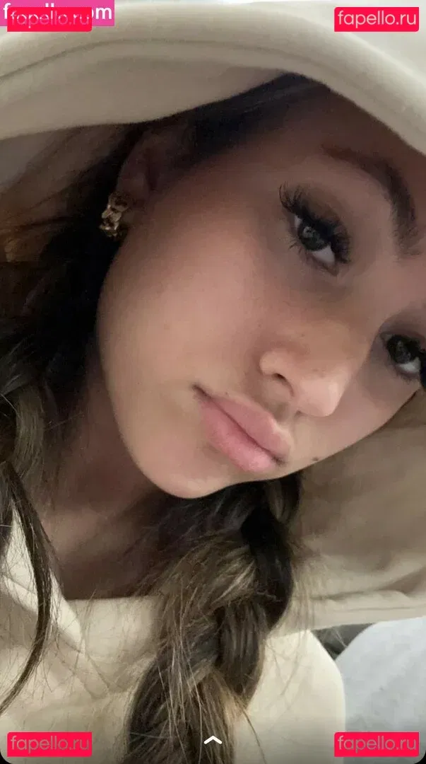 Zoe Fergurson Onlyfans Photo Gallery 