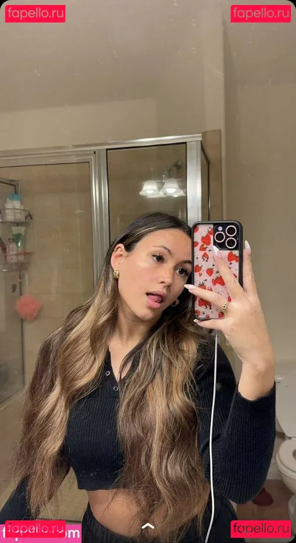 Zoe Fergurson Onlyfans Photo Gallery 