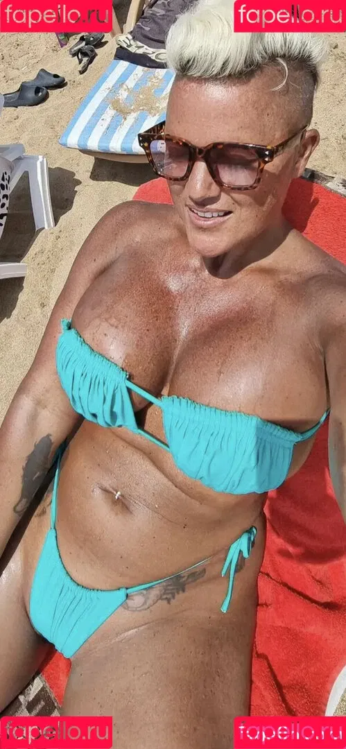 Carro Oberg Onlyfans Photo Gallery 
