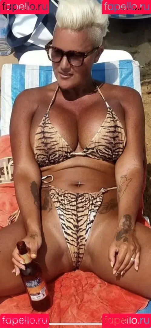 Carro Oberg Onlyfans Photo Gallery 