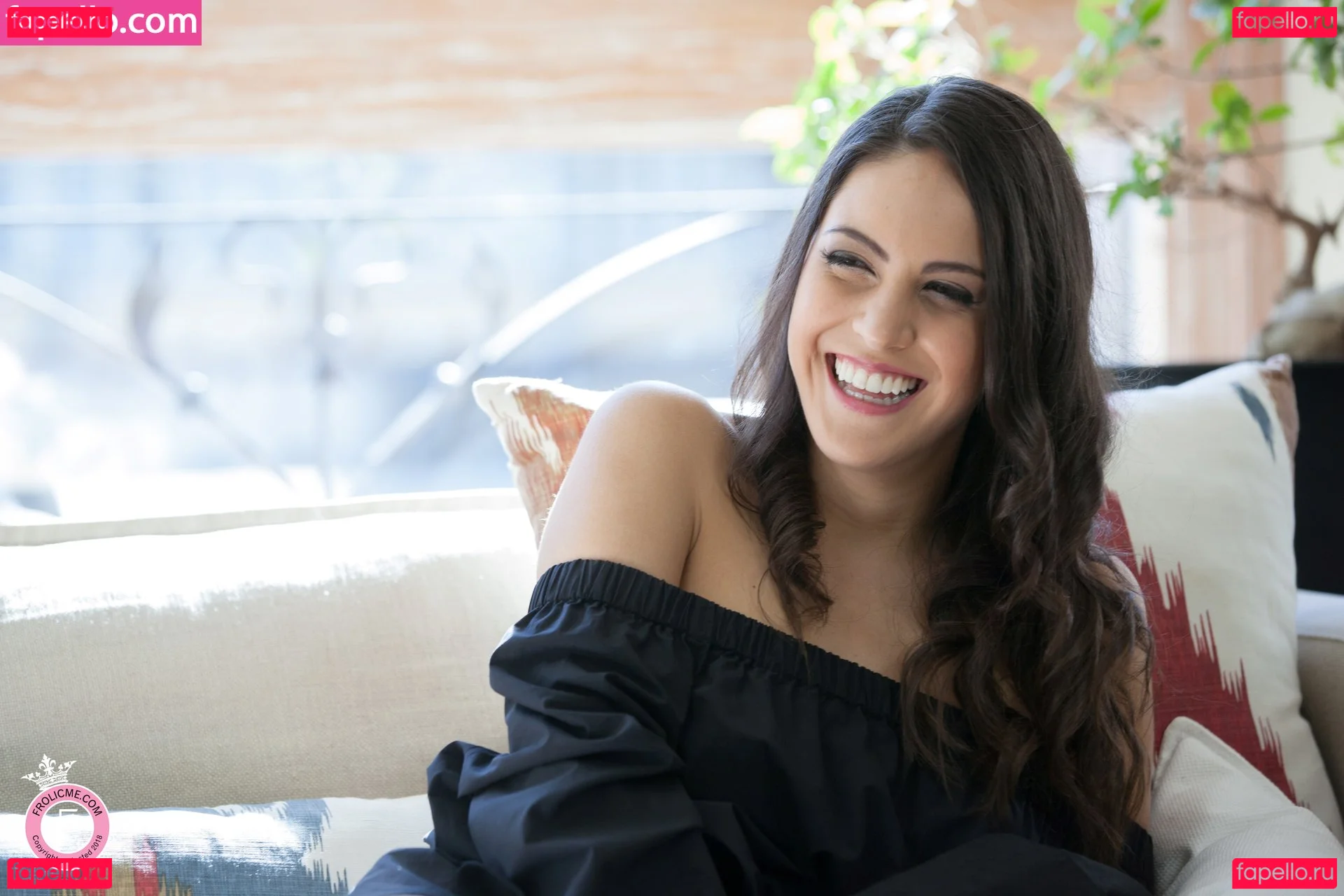 Carolina Abril Onlyfans Photo Gallery 