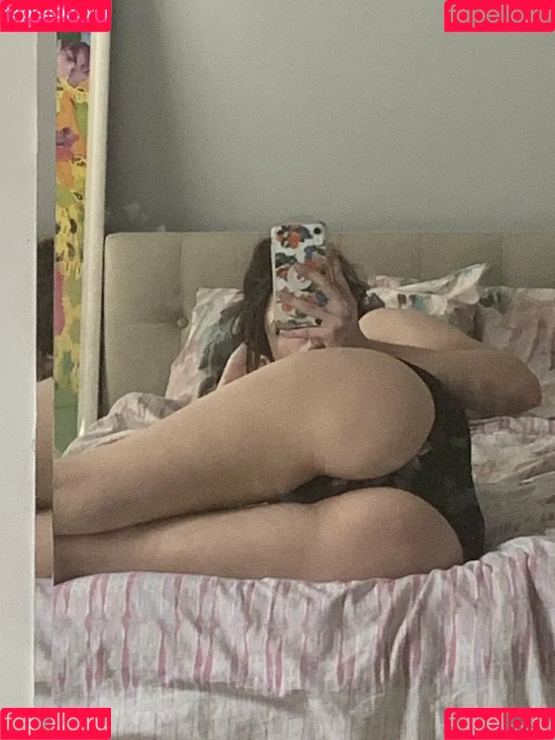 h0rnymermaid Onlyfans Photo Gallery 