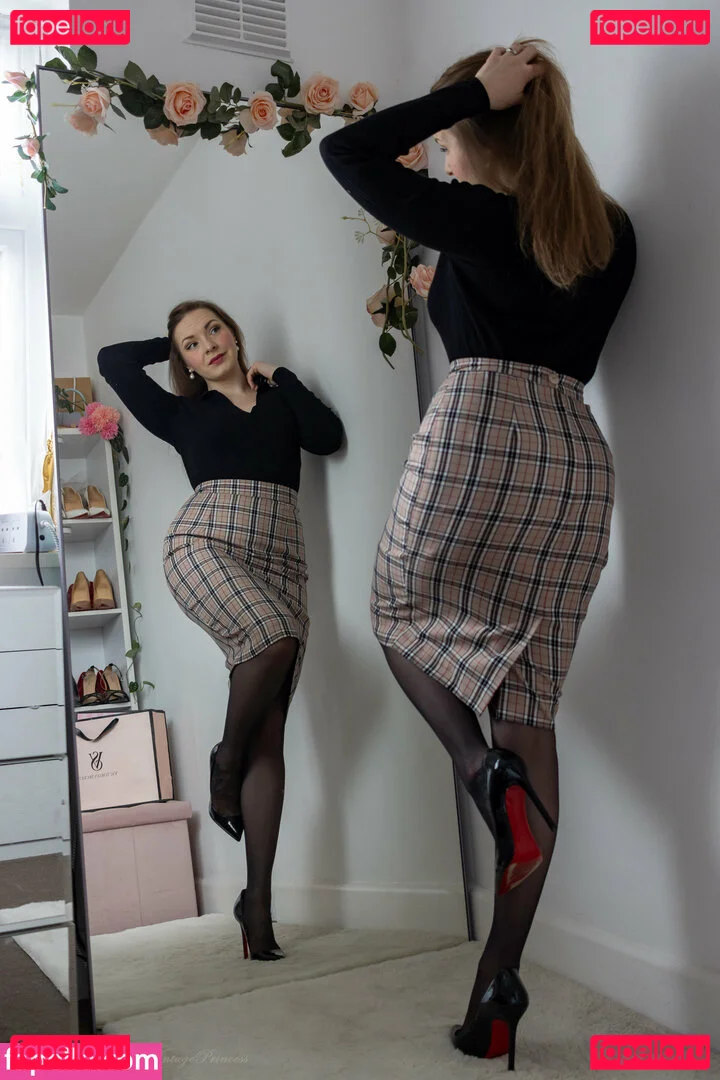 TheVintagePrincess Onlyfans Photo Gallery 