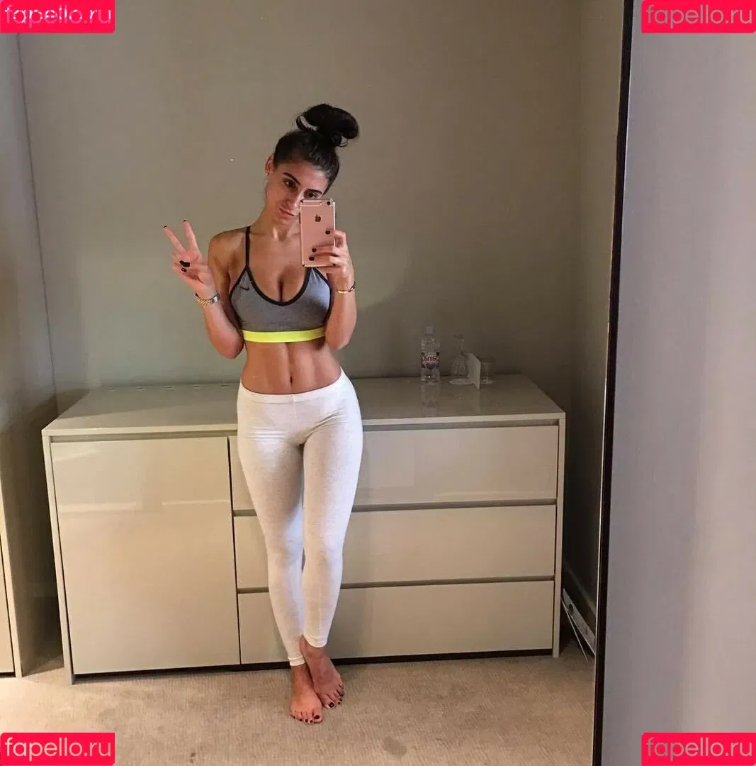 Andrea Helfrich Onlyfans Photo Gallery 