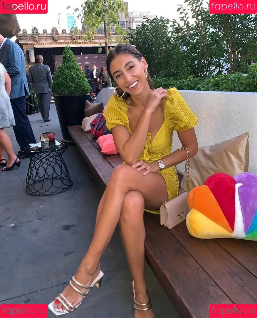 Andrea Helfrich Onlyfans Photo Gallery 
