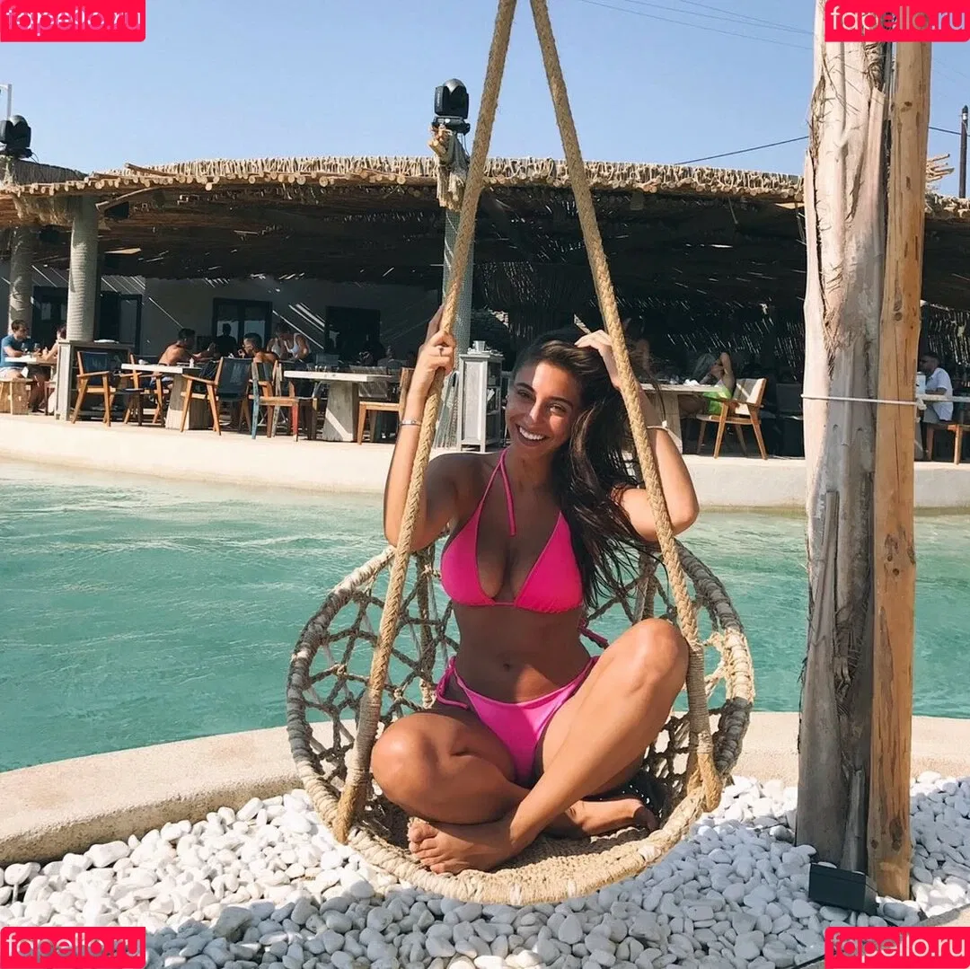 Andrea Helfrich Onlyfans Photo Gallery 