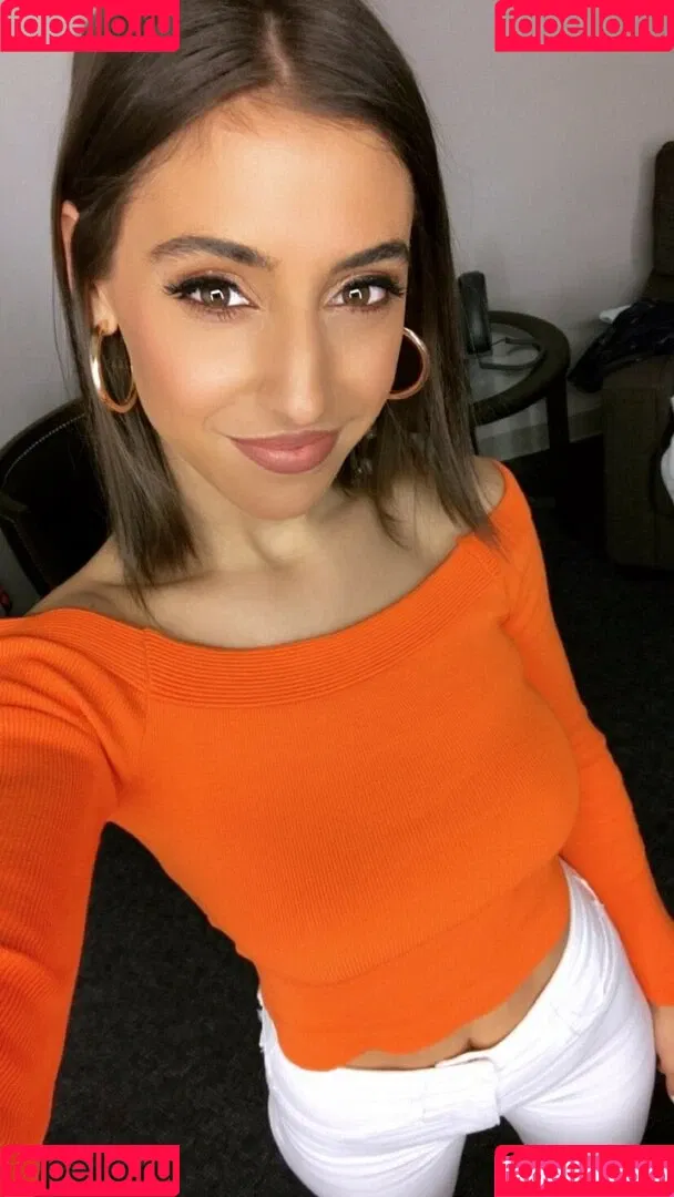 Andrea Helfrich Onlyfans Photo Gallery 