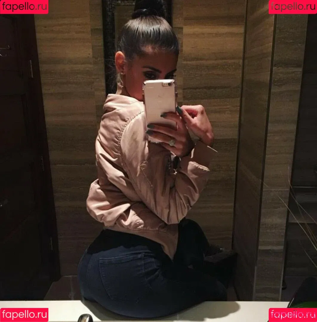 Andrea Helfrich Onlyfans Photo Gallery 