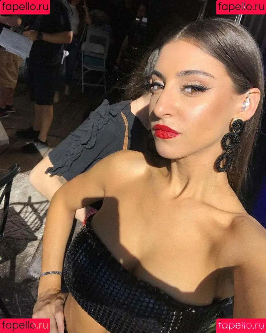 Andrea Helfrich Onlyfans Photo Gallery 