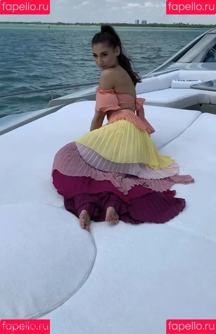 Andrea Helfrich Onlyfans Photo Gallery 