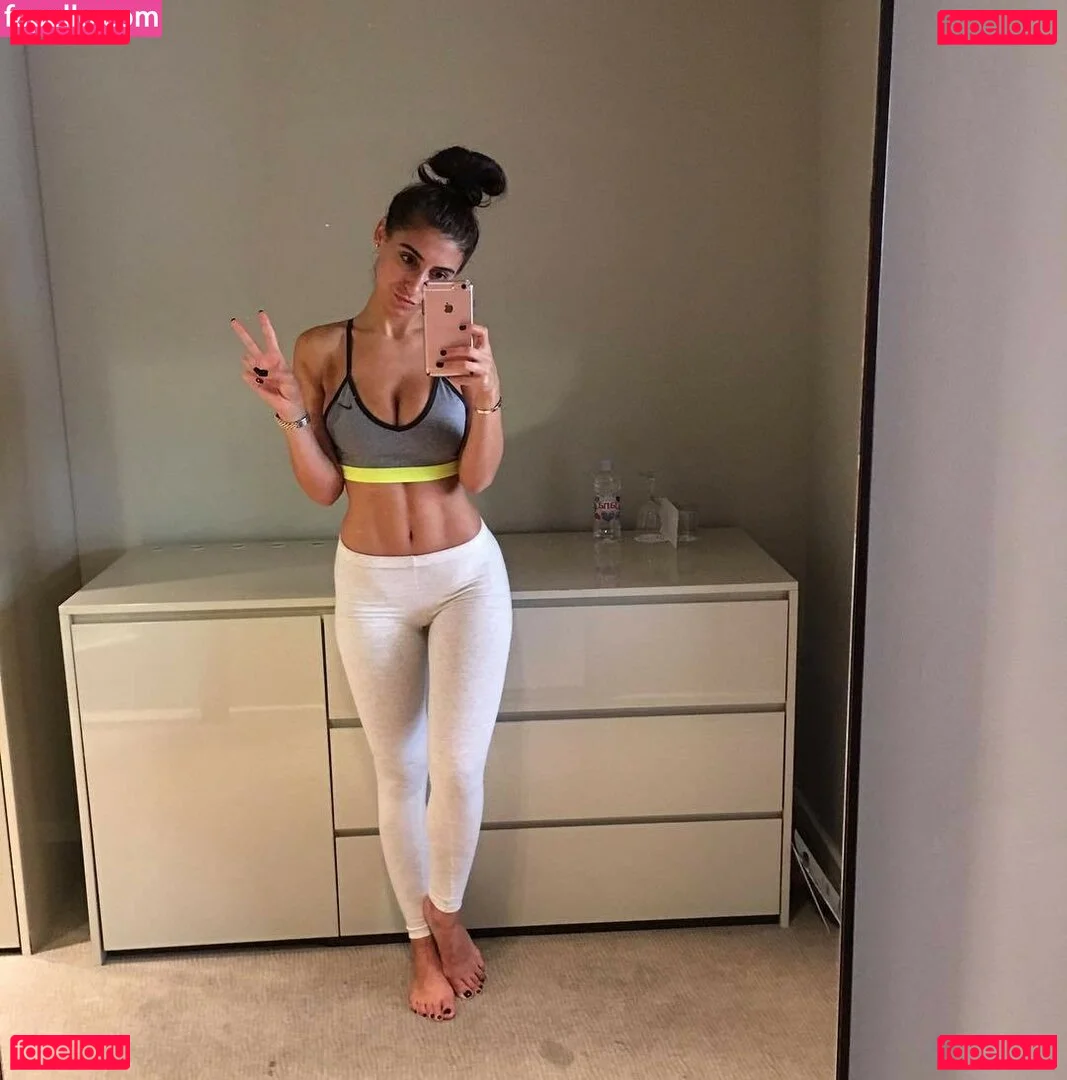 Andrea Helfrich Onlyfans Photo Gallery 