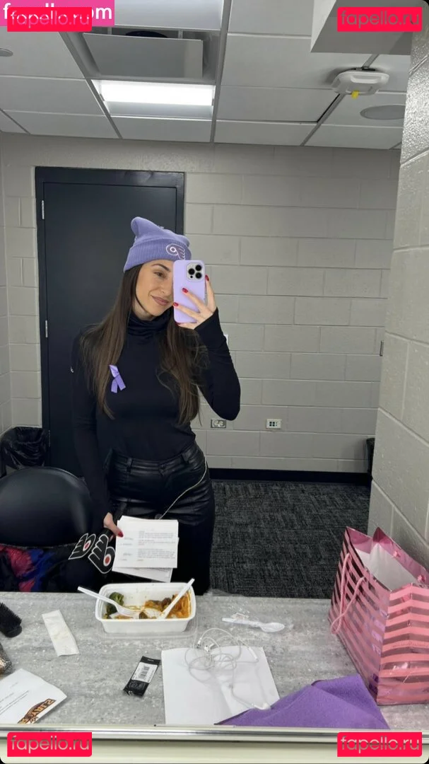 Andrea Helfrich Onlyfans Photo Gallery 