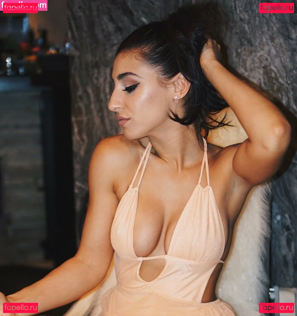 Andrea Helfrich Onlyfans Photo Gallery 