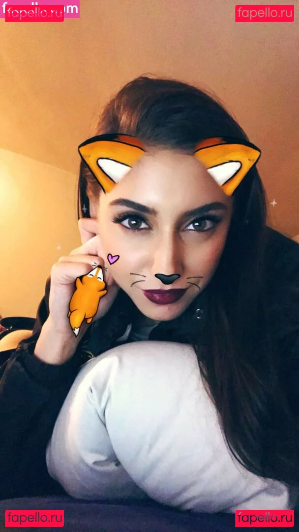 Andrea Helfrich Onlyfans Photo Gallery 