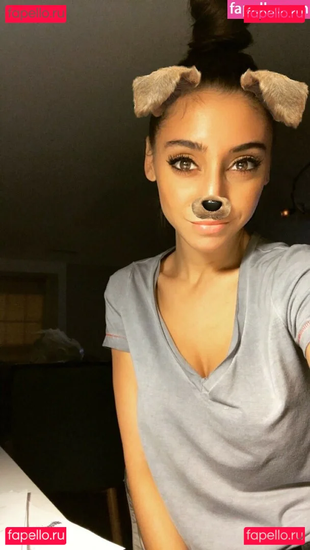 Andrea Helfrich Onlyfans Photo Gallery 