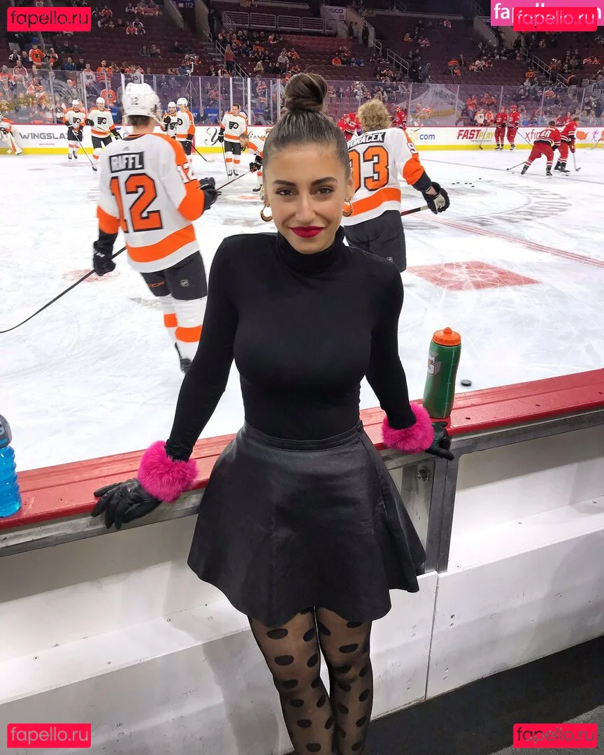 Andrea Helfrich Onlyfans Photo Gallery 