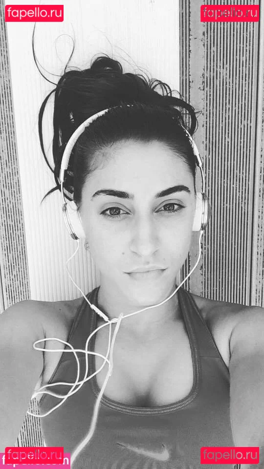 Andrea Helfrich Onlyfans Photo Gallery 