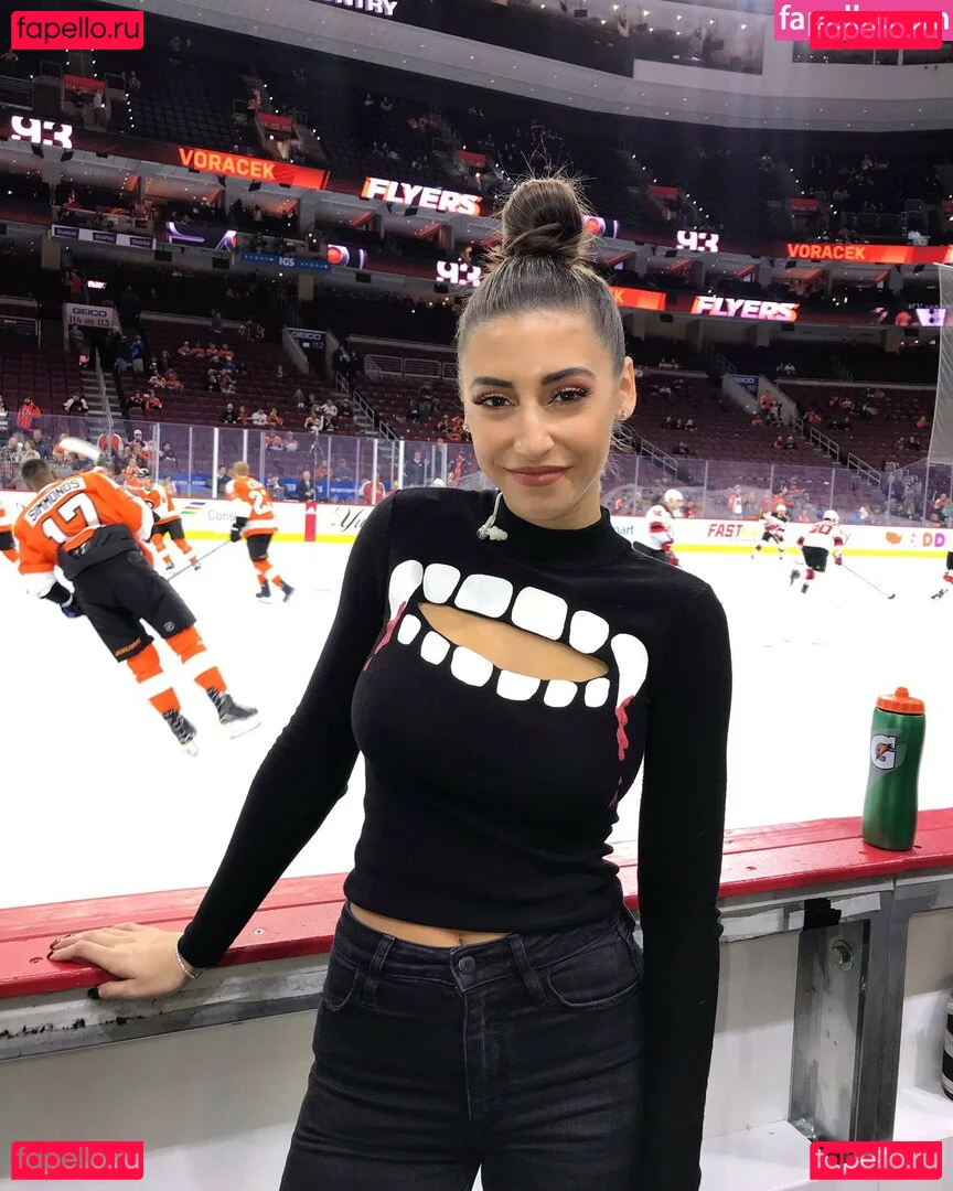 Andrea Helfrich Onlyfans Photo Gallery 