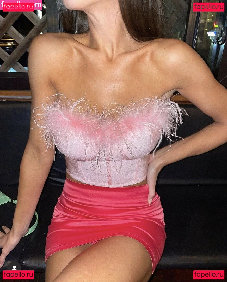 Andrea Helfrich Onlyfans Photo Gallery 