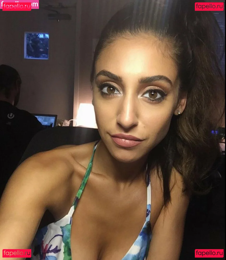 Andrea Helfrich Onlyfans Photo Gallery 