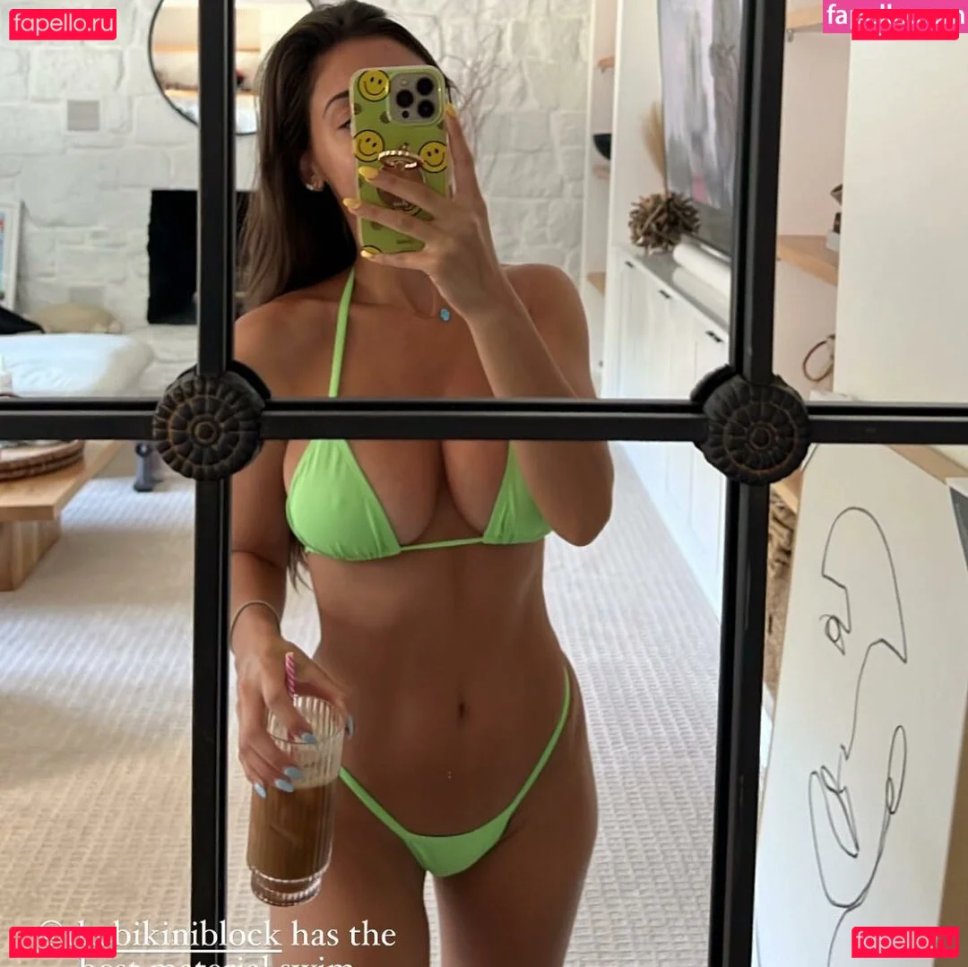 Andrea Helfrich Onlyfans Photo Gallery 