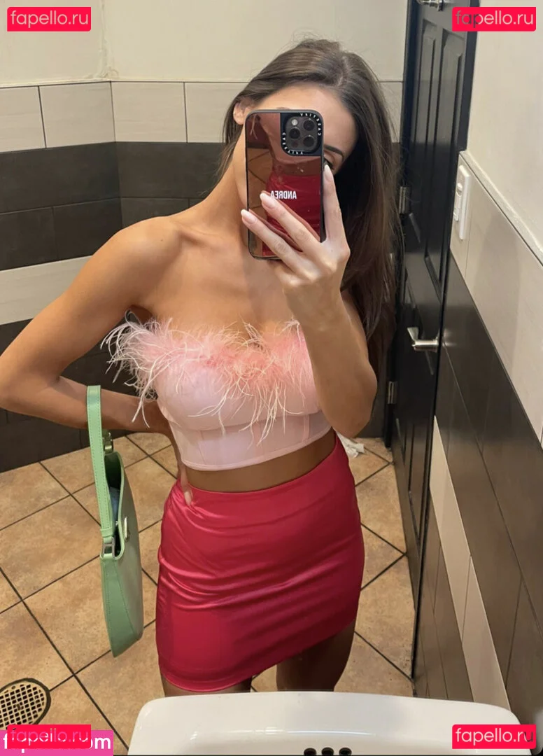 Andrea Helfrich Onlyfans Photo Gallery 