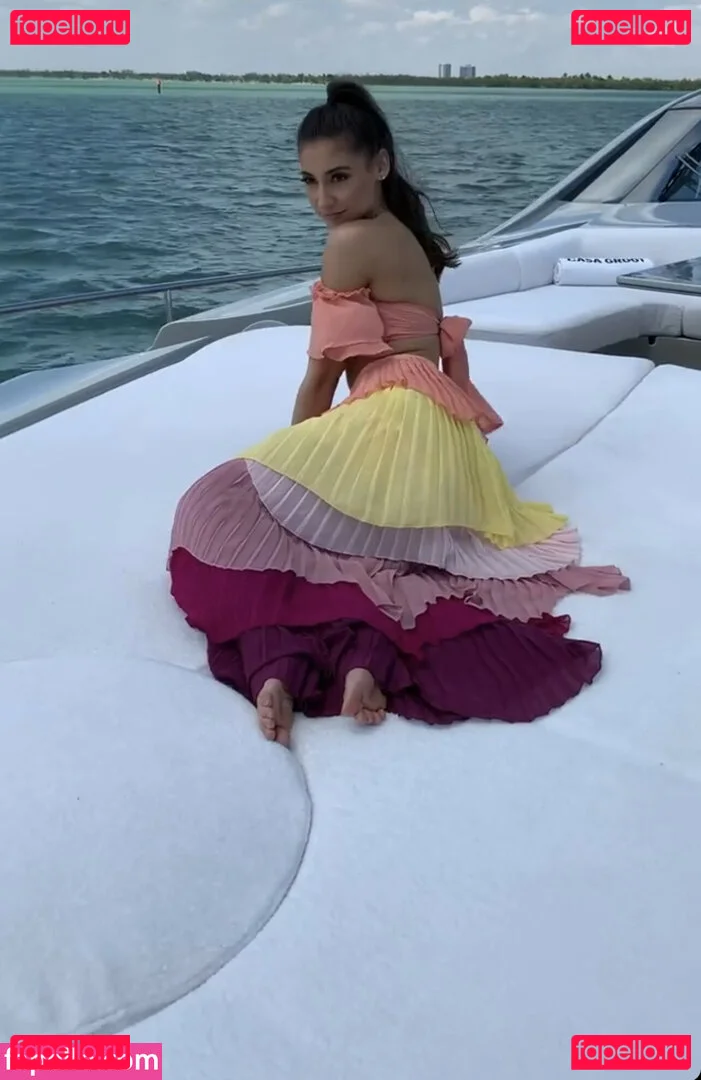 Andrea Helfrich Onlyfans Photo Gallery 