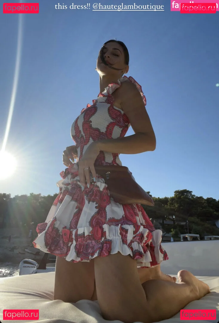 Andrea Helfrich Onlyfans Photo Gallery 