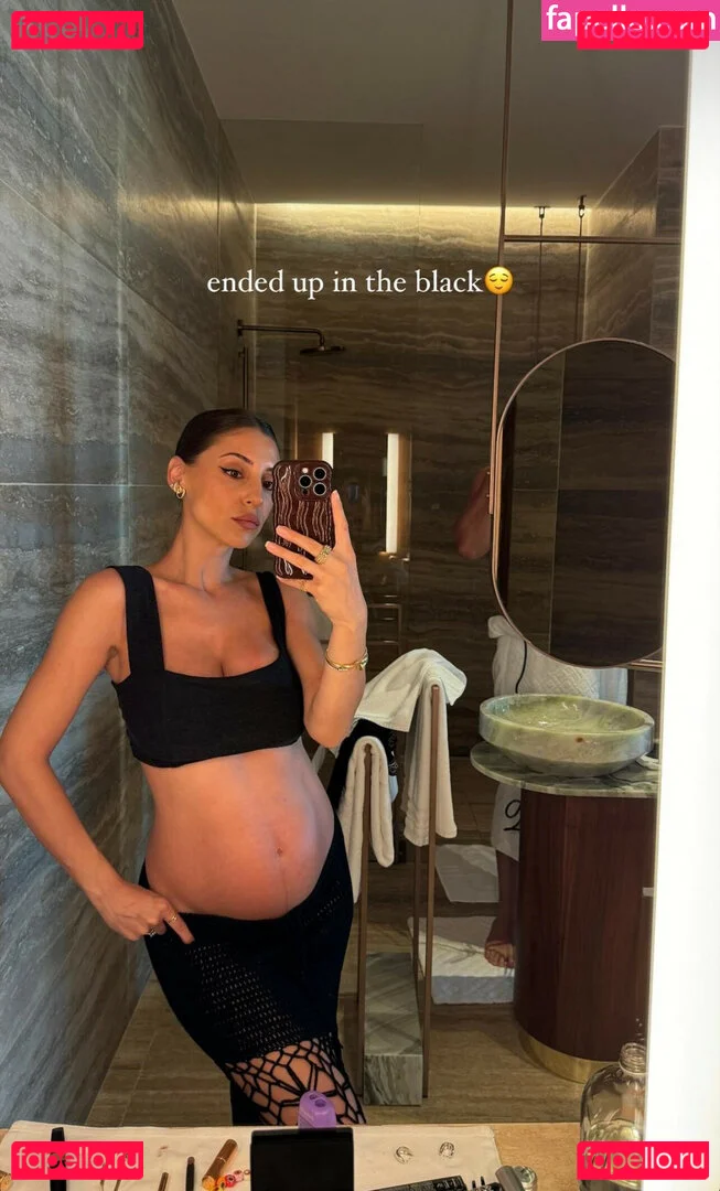 Andrea Helfrich Onlyfans Photo Gallery 