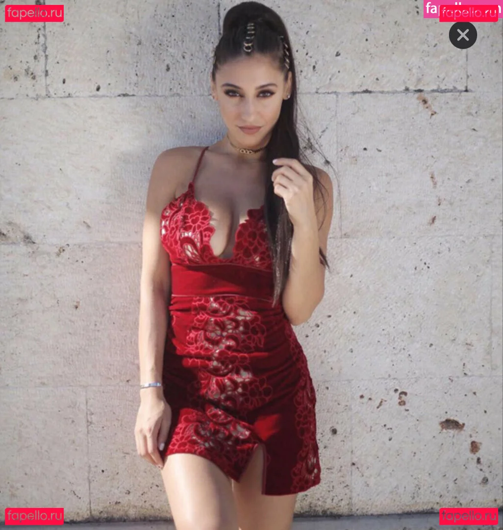 Andrea Helfrich Onlyfans Photo Gallery 