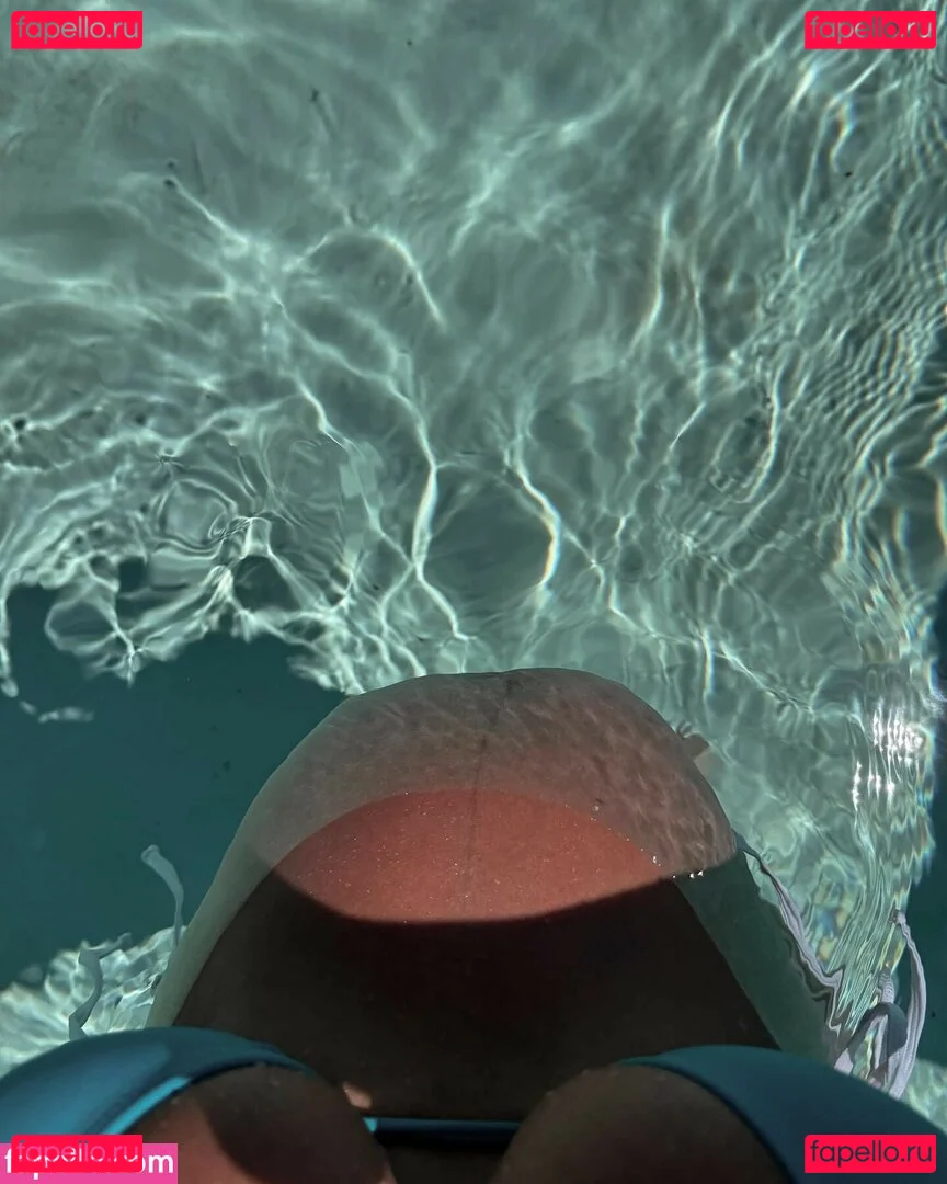 Andrea Helfrich Onlyfans Photo Gallery 