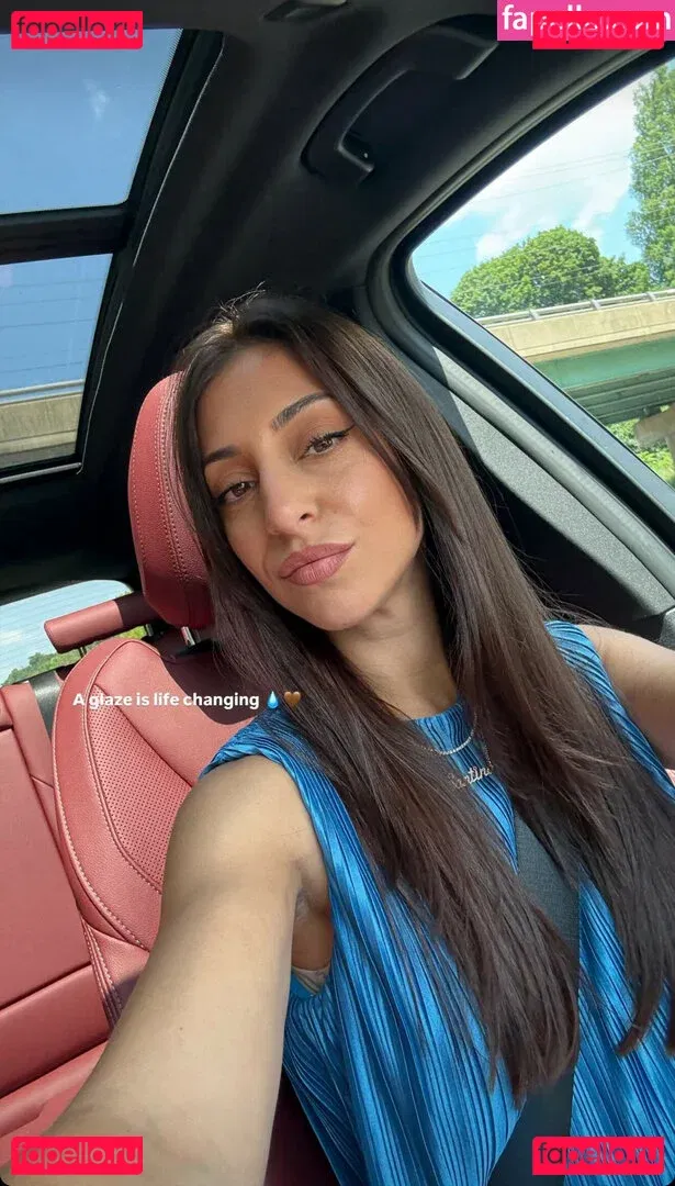 Andrea Helfrich Onlyfans Photo Gallery 