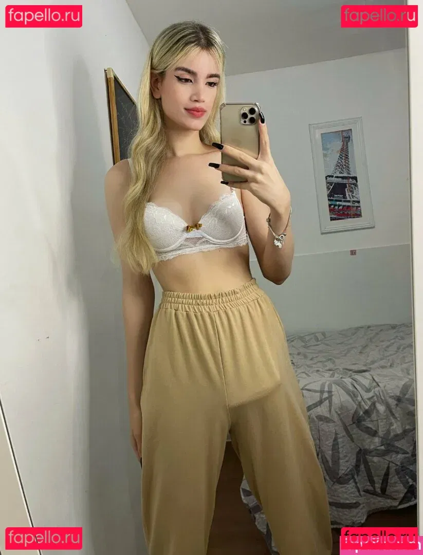 Valentinasz Onlyfans Photo Gallery 