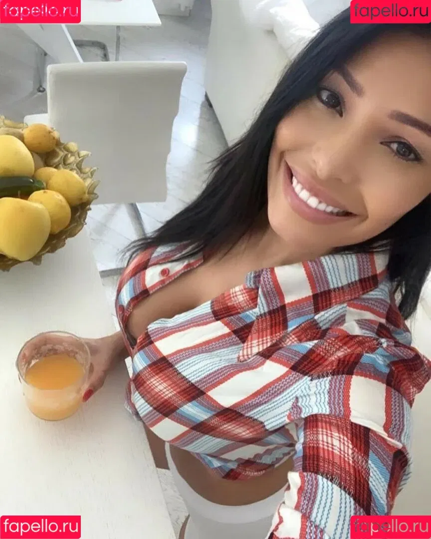 Carolina Marconi Onlyfans Photo Gallery 