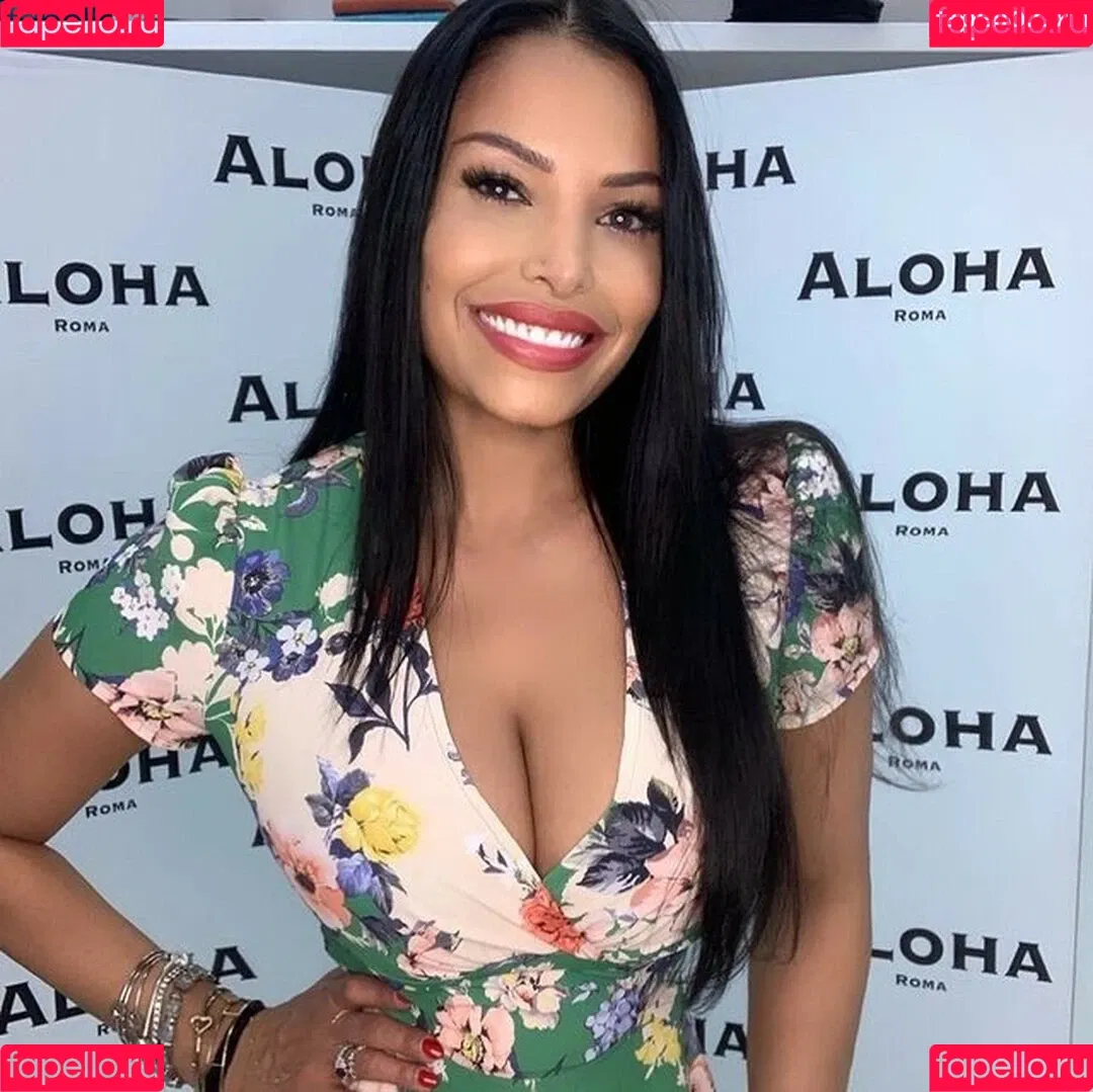 Carolina Marconi Onlyfans Photo Gallery 