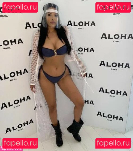 Carolina Marconi Onlyfans Photo Gallery 