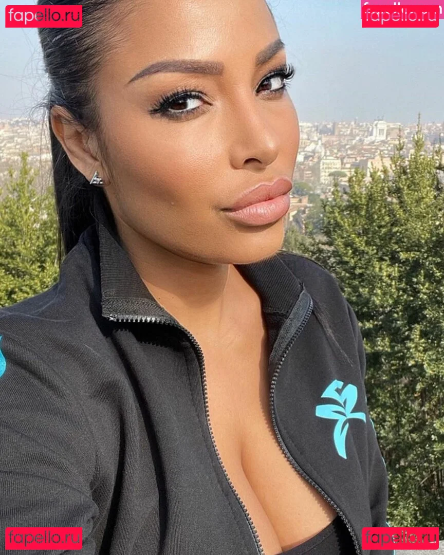 Carolina Marconi Onlyfans Photo Gallery 