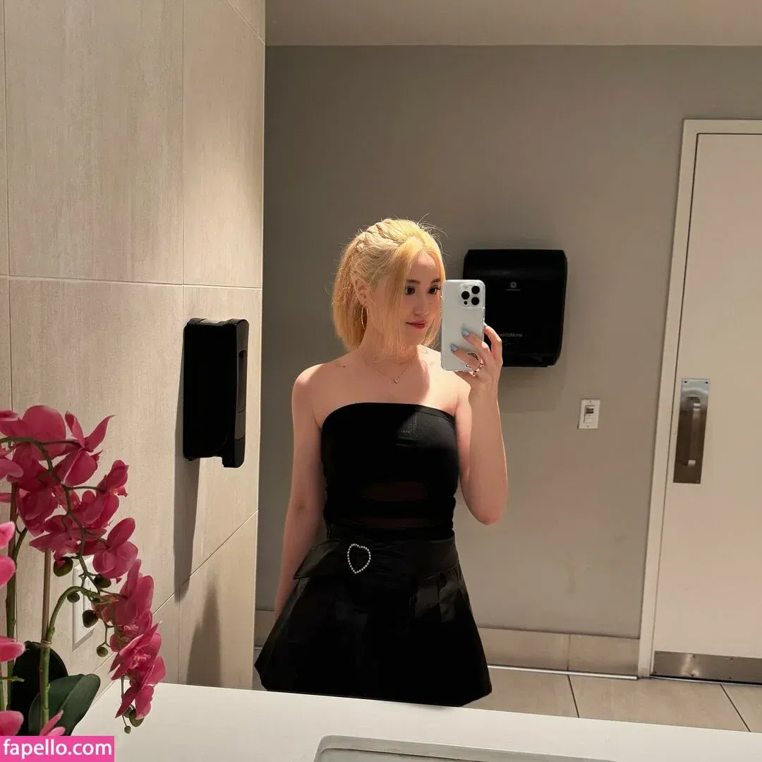 AngelsKimi Onlyfans Photo Gallery 