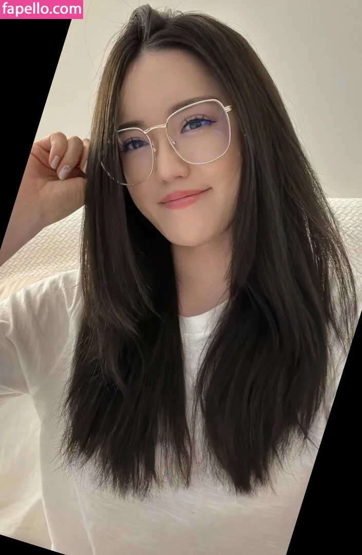 AngelsKimi Onlyfans Photo Gallery 