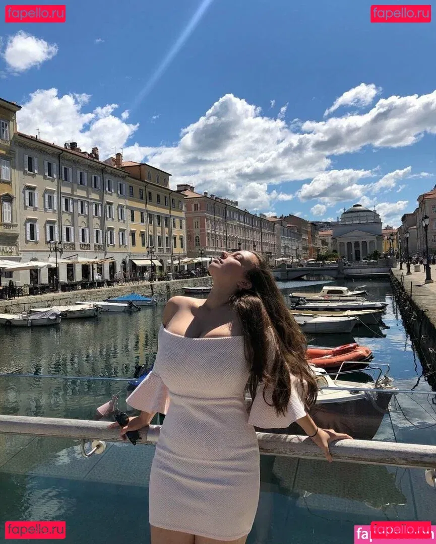 Magdalena Kostadinova Onlyfans Photo Gallery 