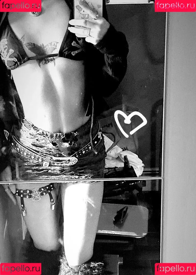 Saintsgoth Onlyfans Photo Gallery 