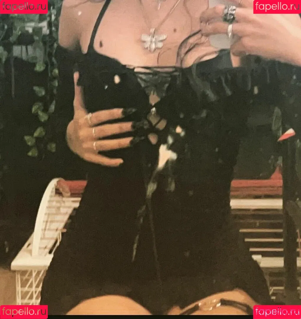 Saintsgoth Onlyfans Photo Gallery 