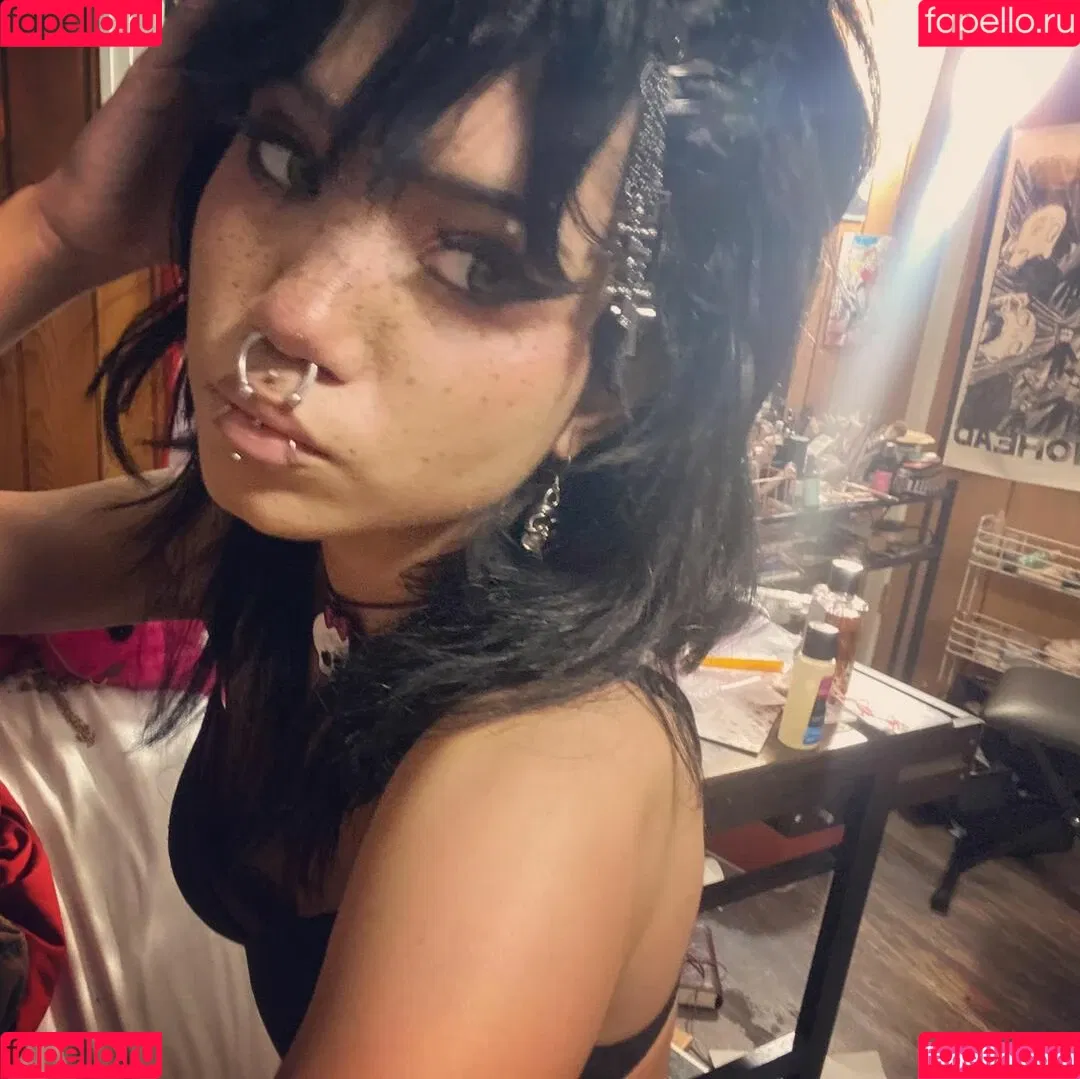 Saintsgoth Onlyfans Photo Gallery 
