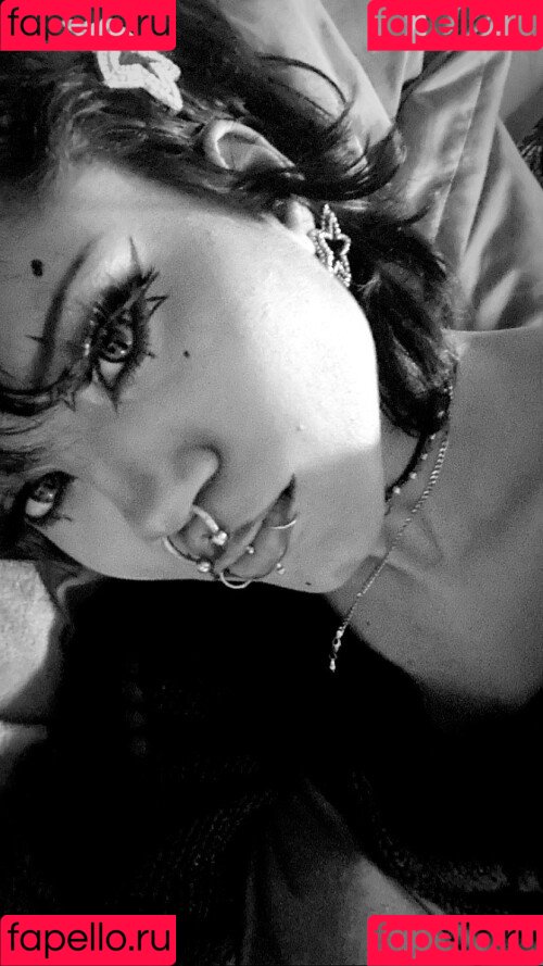 Saintsgoth Onlyfans Photo Gallery 