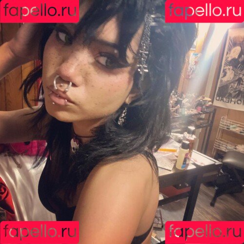 Saintsgoth Onlyfans Photo Gallery 