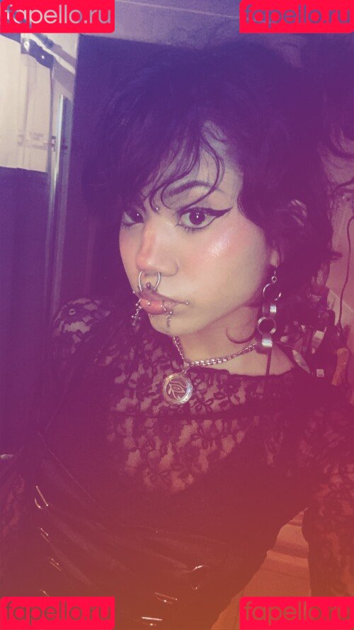 Saintsgoth Onlyfans Photo Gallery 