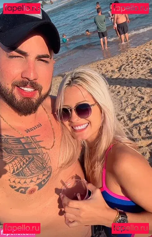 Larissa Escobar Onlyfans Photo Gallery 